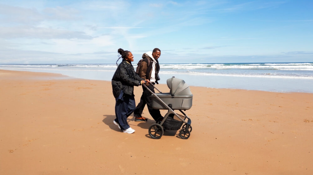 couple-with-pram